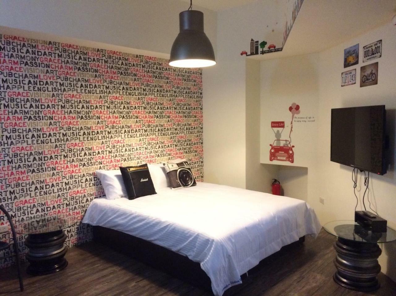 Traveler Station R15 Apartment Kaohsiung Luaran gambar
