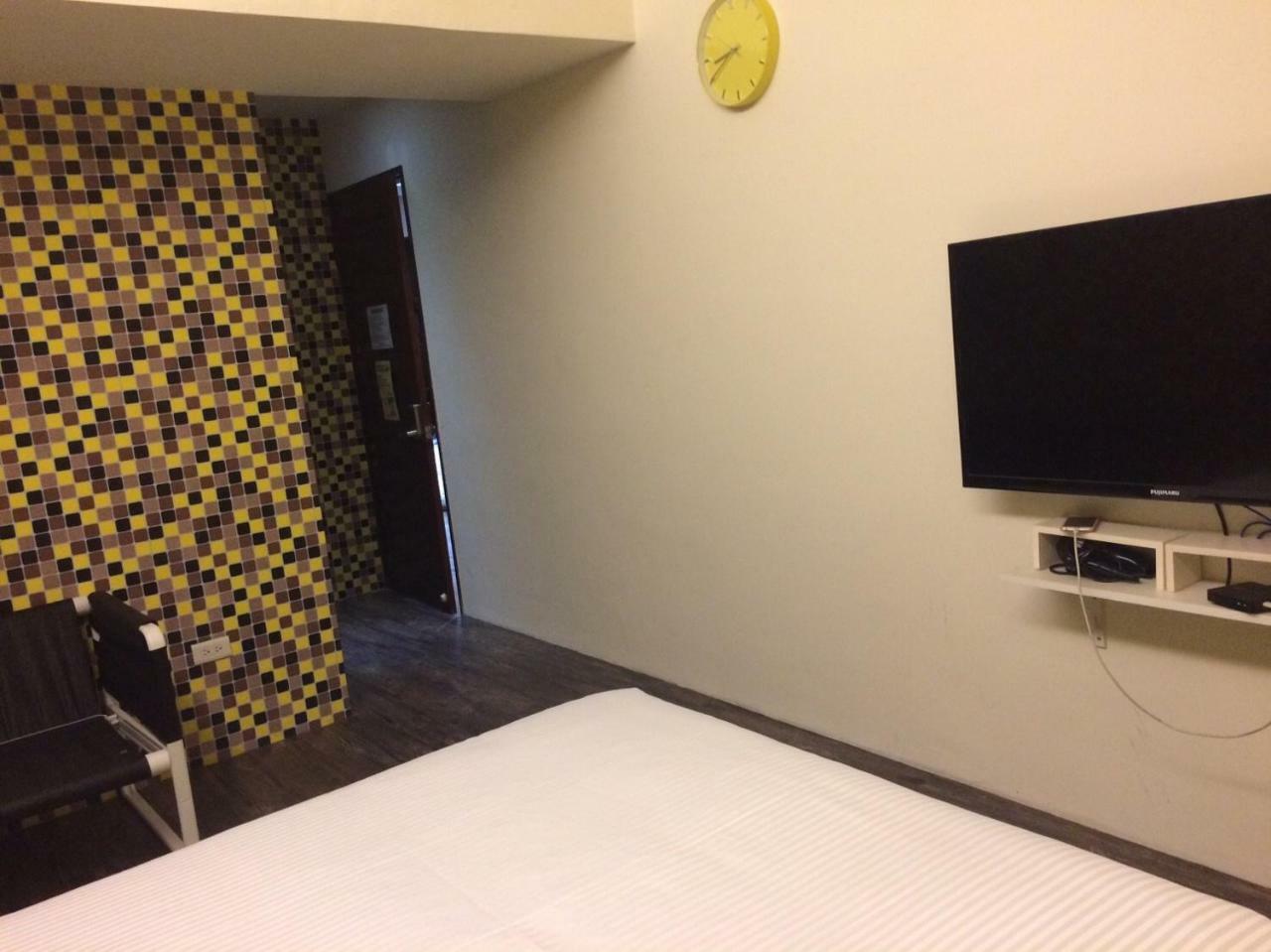 Traveler Station R15 Apartment Kaohsiung Luaran gambar